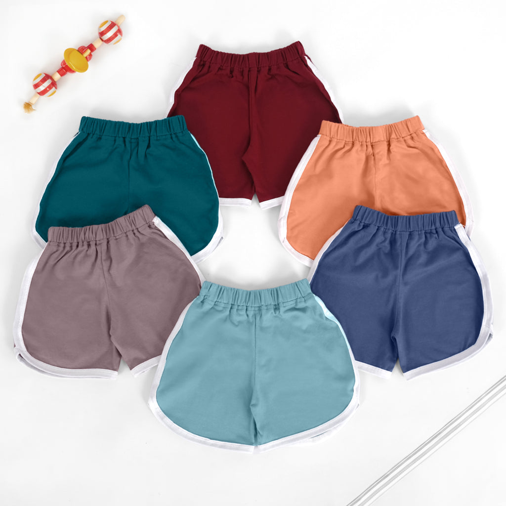 Celana Pendek Retro White Line