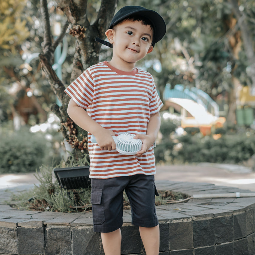 Kaos Striped Garis