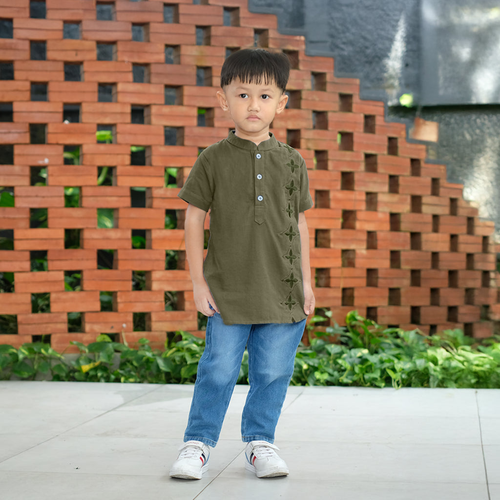 Wafa Kurta Raya